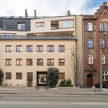 Apartment Stylowe I Eleganckie Studia Very Berry W Poznaniu By Renters *