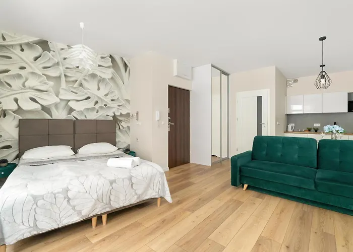 Stylowe I Eleganckie Studia Very Berry W Poznaniu By Renters דירה פוזנן