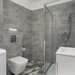 Stylowe I Eleganckie Studia Very Berry W Poznaniu By Renters * Poznan