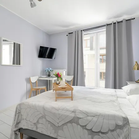Stylowe I Eleganckie Studia Very Berry W Poznaniu By Renters Διαμέρισμα Πόζναν
