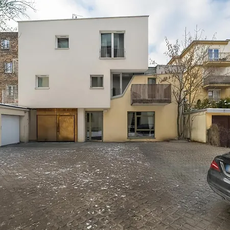 Apartment Stylowe I Eleganckie Studia Very Berry W Poznaniu By Renters