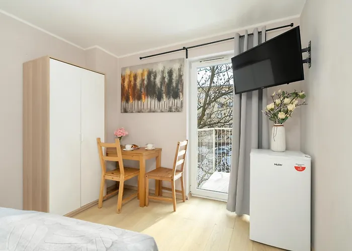 Stylowe I Eleganckie Studia Very Berry W Poznaniu By Renters Appartement Poznań